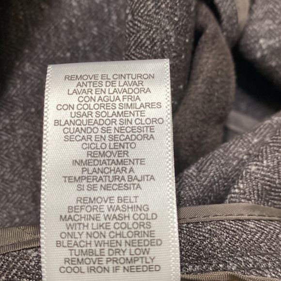 Daisy Fuentes Marled Cape Faux Suede Trim & Belt - Picture 7 of 7